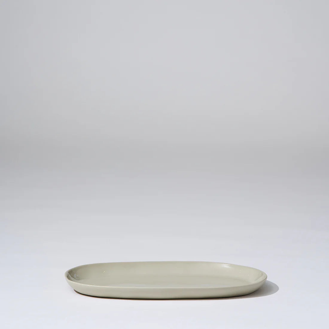Cloud Oval Plate Medium - Chalk