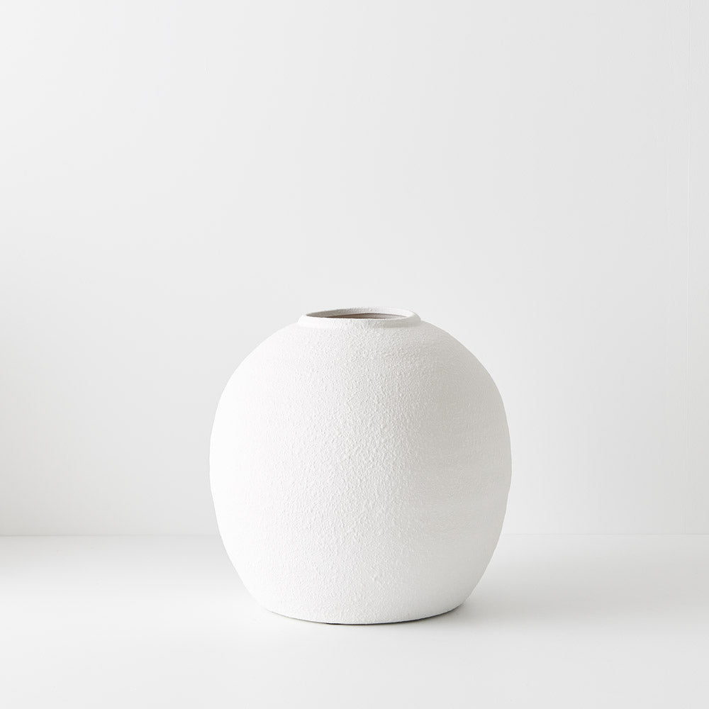 Baila Vase