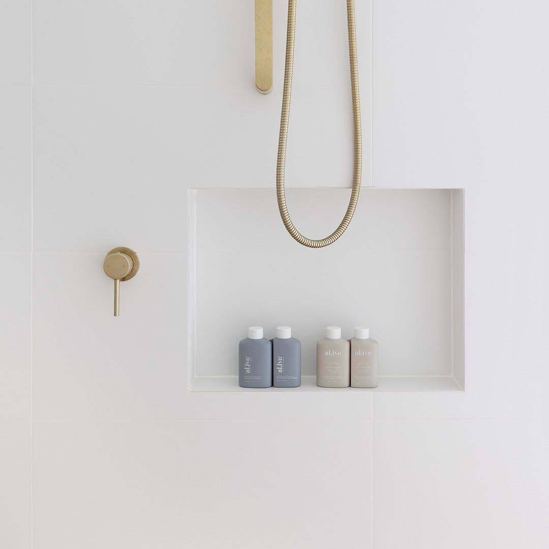 Al.ive Hair + Body Travel Pack